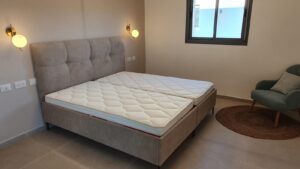 כמה עולה מיטה יהודית?